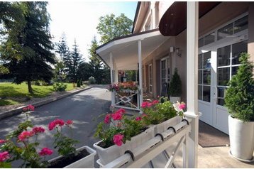 Словакия Hotel Považská Bystrica, Экстерьер